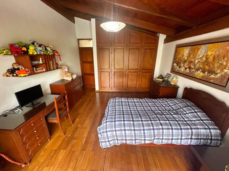 Venta de hermosa Casa en La Planicie, La Molina