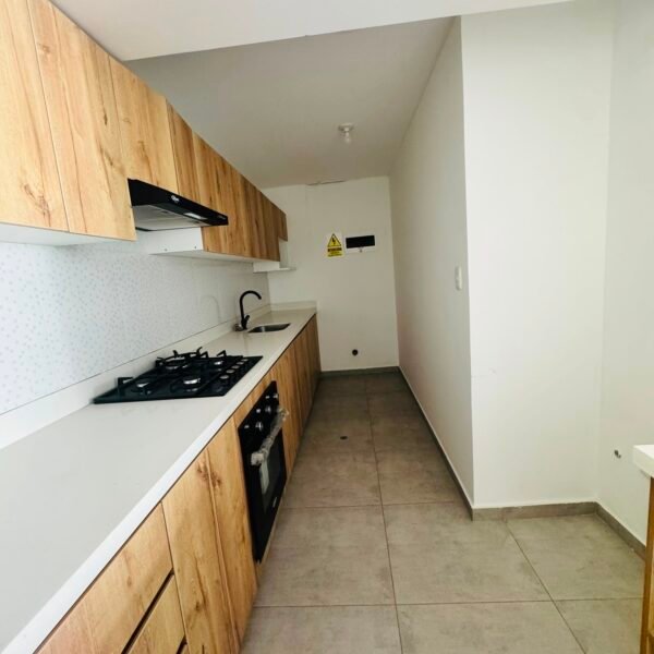DEPARTAMENTO EN SAN BORJA DE ESTRENO - Primer piso