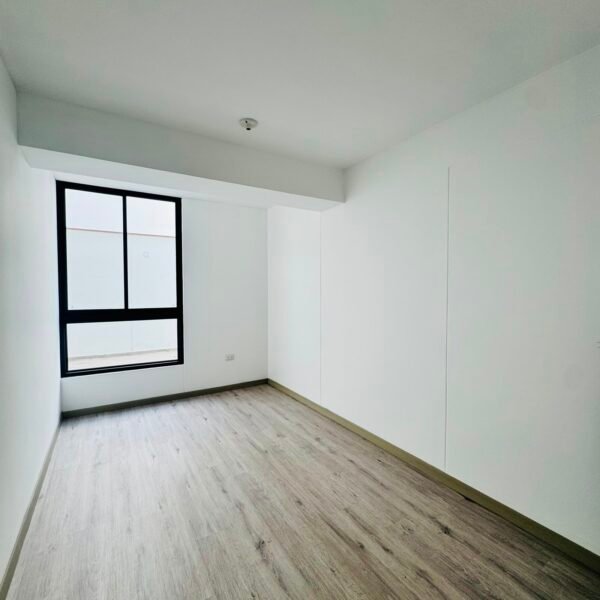 DEPARTAMENTO EN SAN BORJA DE ESTRENO - Primer piso