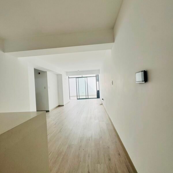 DEPARTAMENTO EN SAN BORJA DE ESTRENO - Primer piso
