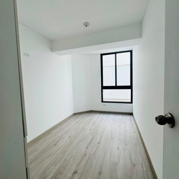DEPARTAMENTO EN SAN BORJA DE ESTRENO - Primer piso