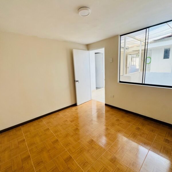 Casa tipo chalet en venta Lince