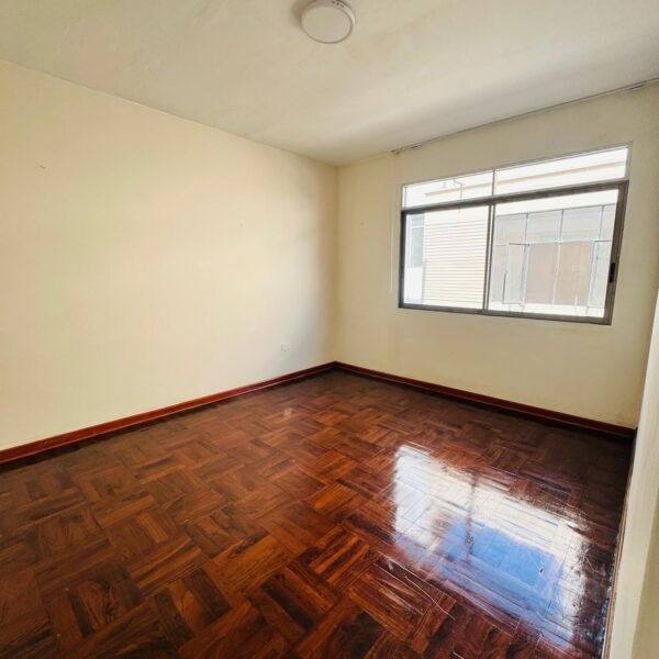 Casa tipo chalet en venta Lince