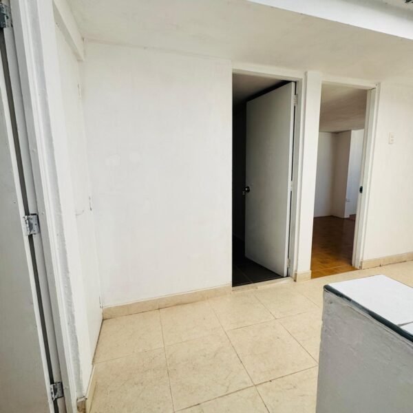 Casa tipo chalet en venta Lince