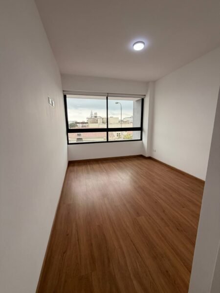 DEPARTAMENTO EN VENTA CON VISTA EXTERIOR SAN BORJA