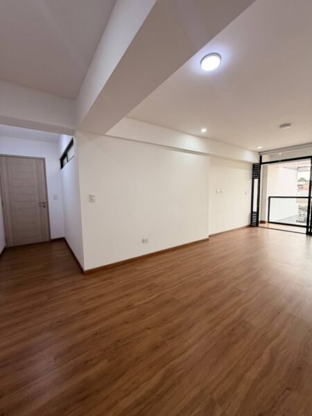 DEPARTAMENTO EN VENTA CON VISTA EXTERIOR SAN BORJA