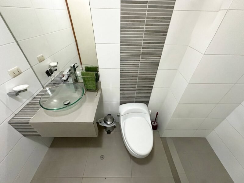 DÚPLEX EN VENTA EN MONTERRICO SURCO
