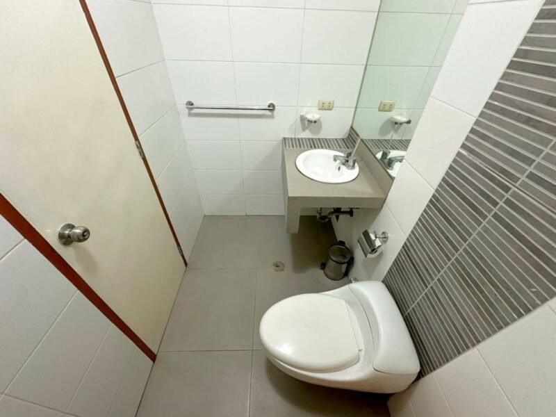 DÚPLEX EN VENTA EN MONTERRICO SURCO