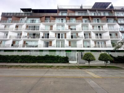 VENTA DE DUPLEX EXCELENTE UBICACION EN SAN BORJA
